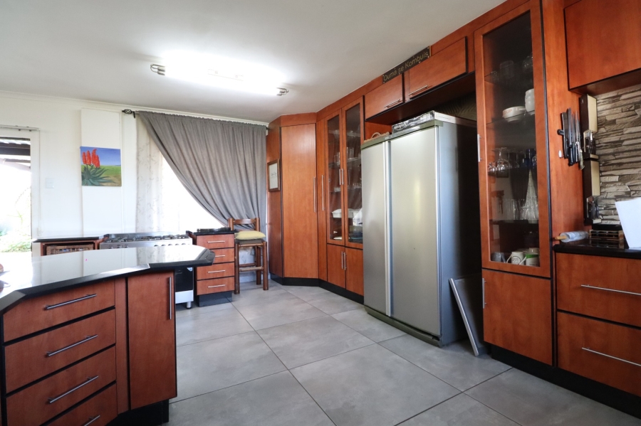 5 Bedroom Property for Sale in Morningside Eastern Cape